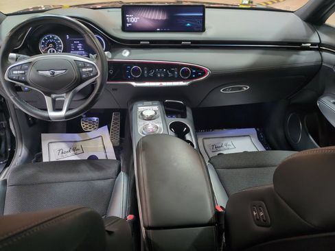 Certified 2025 Genesis GV70 3.5T Sport AWD/4WD image 15