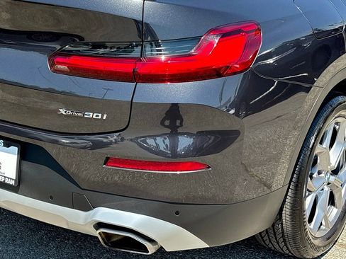 Used 2025 BMW X4 xDrive30i w/ Premium Package AWD/4WD image 5