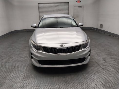 Used 2016 Kia Optima LX FWD image 14