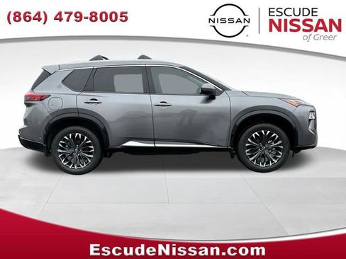 New 2026 Nissan Rogue Platinum w/ Platinum Premium Package AWD/4WD image 2