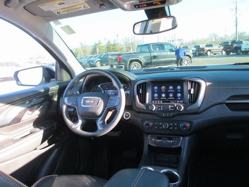 Certified 2024 GMC Terrain AT4 image 21