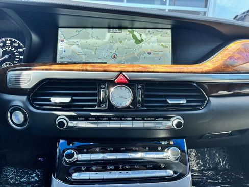 Used 2017 Genesis G90 5.0 Ultimate image 29