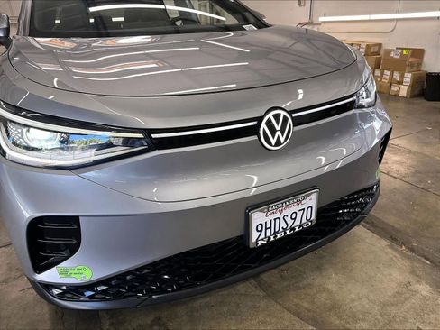 Used 2023 Volkswagen ID.4 Pro S RWD image 35