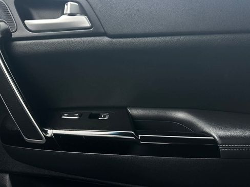 Used 2021 Kia Sportage EX image 21