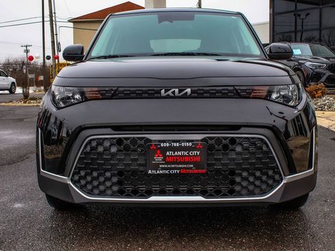 Used 2023 Kia Soul LX w/ LX Technology Package image 2