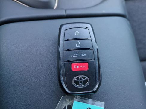 Certified 2023 Toyota Crown XLE image 27