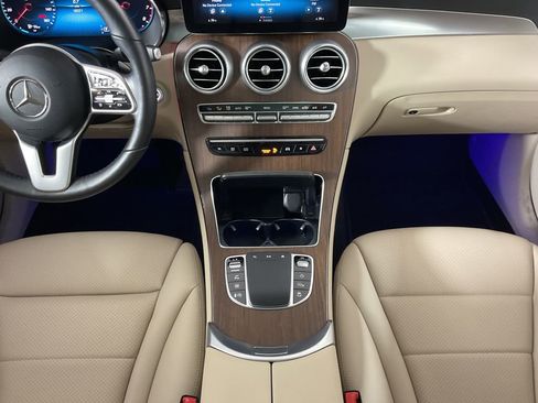 Used 2022 Mercedes-Benz GLC 300 4MATIC image 14