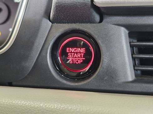 Used 2023 Honda Pilot EX-L image 19