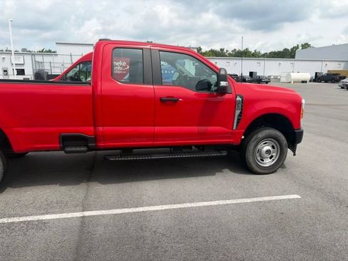 Used 2023 Ford F250 XL w/ Snow Plow Prep Package AWD/4WD image 6