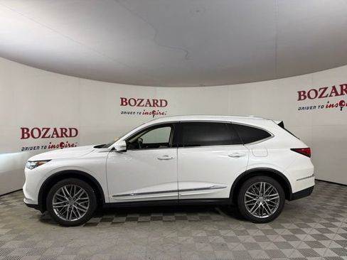 Used 2024 Acura MDX SH-AWD w/ Advance Package image 5