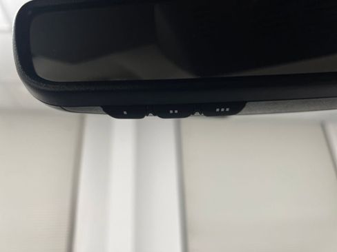 Used 2025 Nissan Pathfinder SL image 68