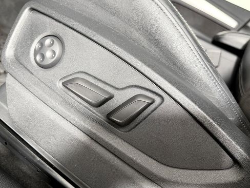 Used 2020 Audi SQ5 Premium w/ Convenience Package image 35