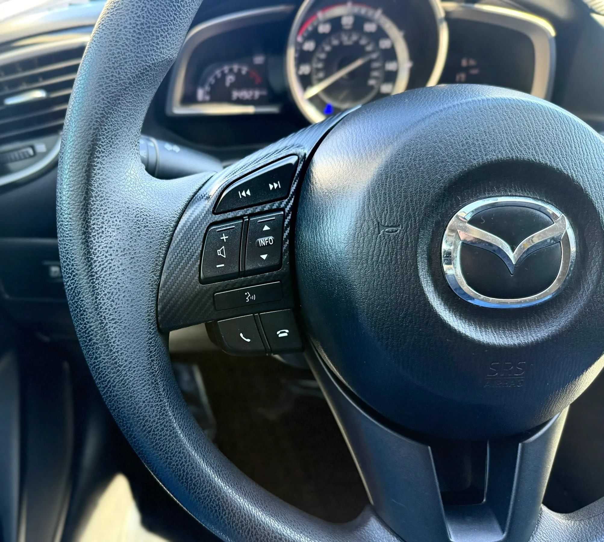 Used 2014 MAZDA MAZDA3 i Sport FWD image 12