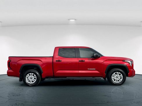 Used 2025 Toyota Tundra SR5 image 7
