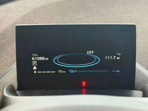 Used 2017 BMW i3 w/ Range Extender RWD image 23