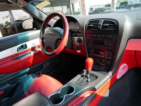 Used 2002 Ford Thunderbird RWD image 22