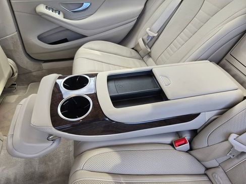 Used 2019 Mercedes-Benz S 560 Sedan image 18