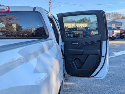 Used 2023 Chevrolet Colorado LT w/ LT Convenience Package image 37