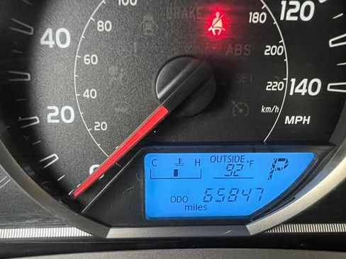 Used 2015 Toyota RAV4 LE FWD image 15