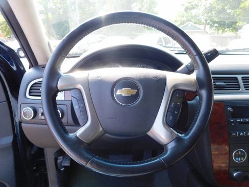 Used 2014 Chevrolet Tahoe LT image 10