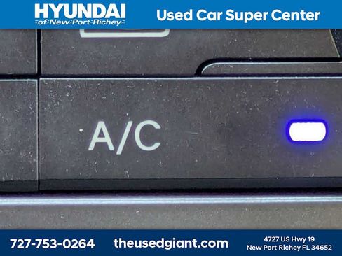 Used 2011 Hyundai Genesis 2.0T RWD image 23