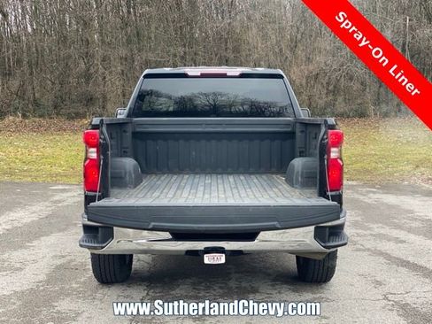 Used 2021 Chevrolet Silverado 1500 LT image 15