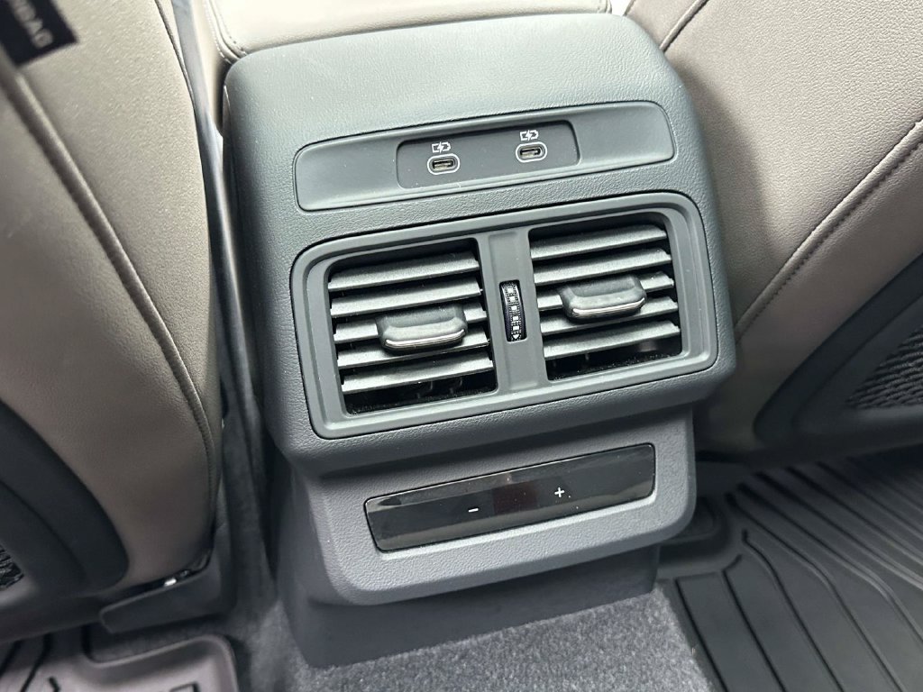Used 2025 Audi Q5 Premium w/ Convenience Package AWD/4WD image 14