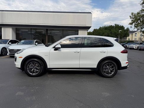 Used 2015 Porsche Cayenne Diesel AWD/4WD image 16