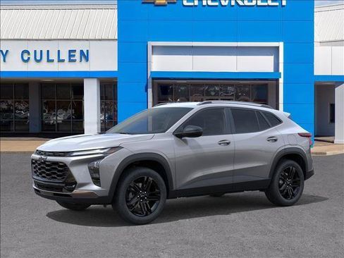 New 2026 Chevrolet Trax ACTIV w/ Driver Confidence Package image 2