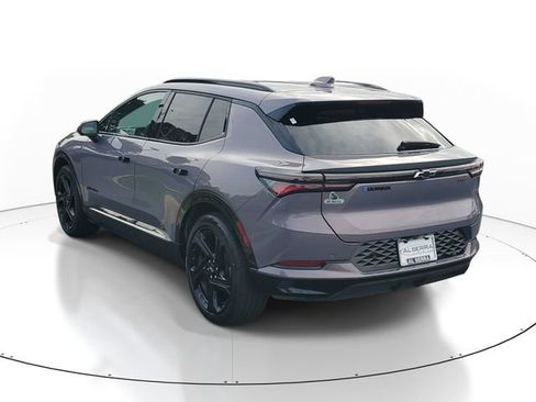 Certified 2024 Chevrolet Equinox EV RS FWD image 3