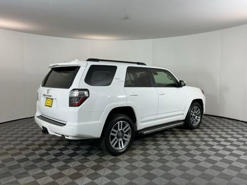 Used 2022 Toyota 4Runner TRD Sport w/ Technology Package AWD/4WD image 5