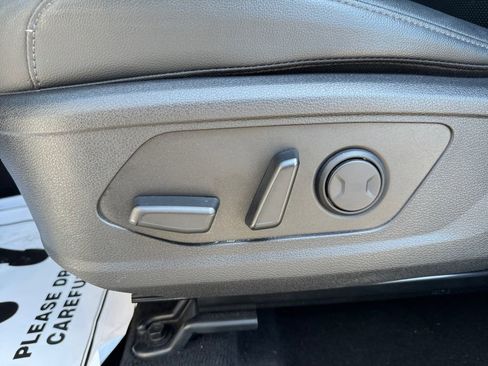Used 2023 Kia Sportage EX image 25