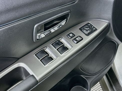 Used 2024 Mitsubishi Outlander Sport AWD image 15