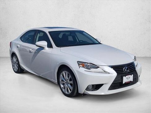 Used 2014 Lexus IS 250 RWD image 3