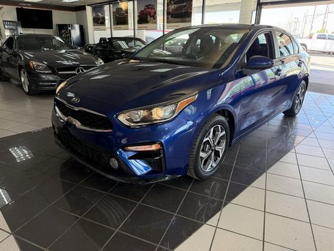 Used 2021 Kia Forte LXS FWD image 1