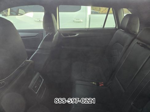 Used 2024 Volkswagen Atlas Cross Sport SE image 11