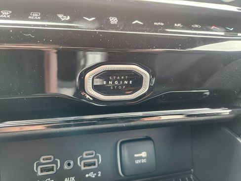 New 2026 Jeep Grand Cherokee Altitude AWD/4WD image 21