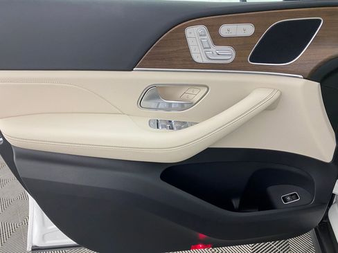 Used 2026 Mercedes-Benz GLE 350 4MATIC image 11