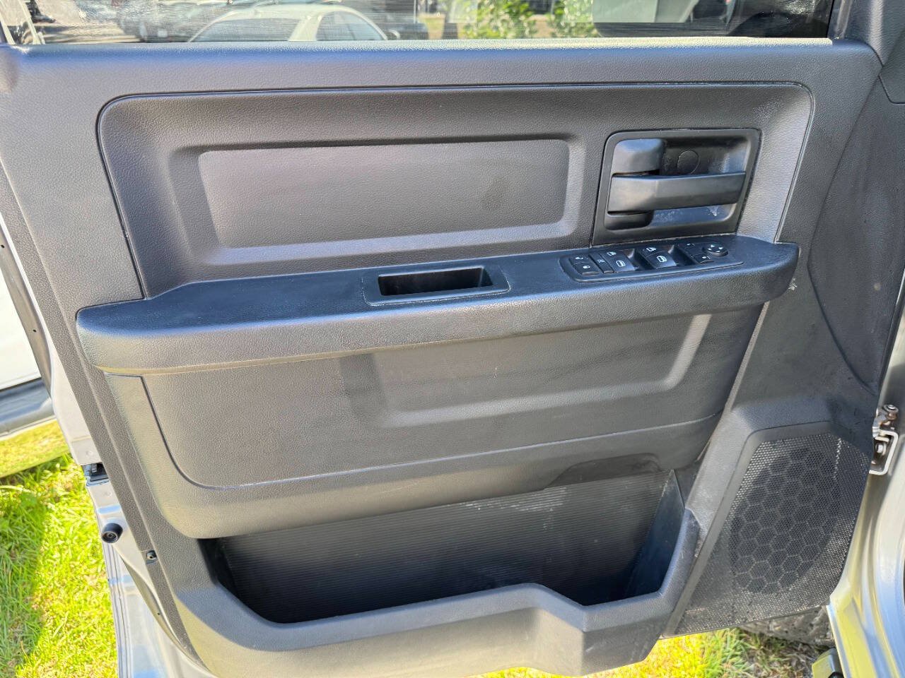 Used 2016 RAM 1500 Express w/ Popular Equipment Group AWD/4WD image 39