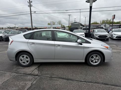 Used 2011 Toyota Prius Two FWD image 5