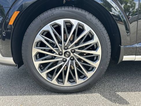 New 2026 Hyundai Palisade Calligraphy FWD image 11