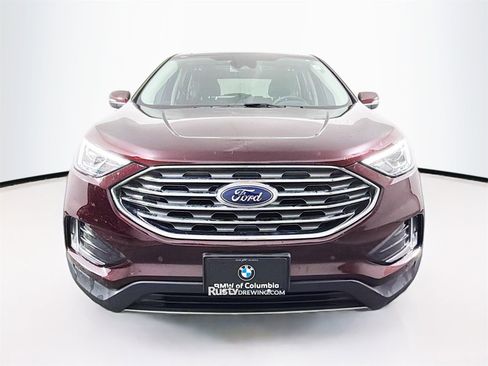 Used 2022 Ford Edge Titanium image 2