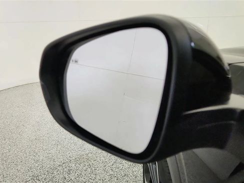 New 2026 Chevrolet Trax RS w/ Driver Confidence Package FWD image 25