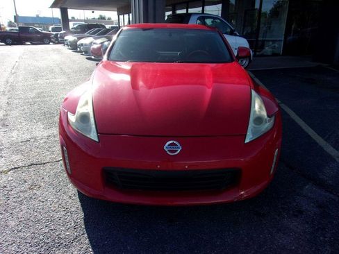 Used 2014 Nissan 370Z Coupe image 3
