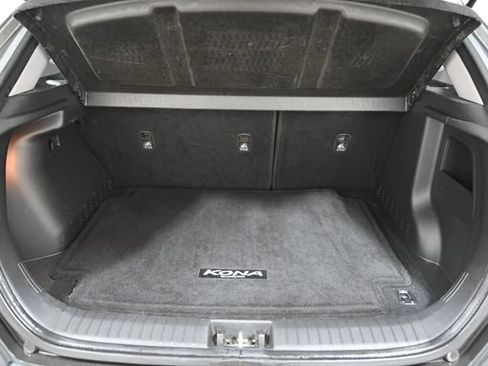 Used 2019 Hyundai Kona SE AWD/4WD image 19