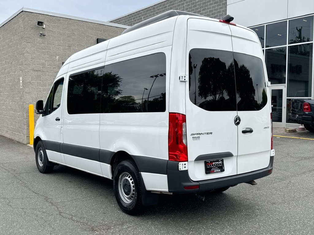 Used 2024 Mercedes-Benz Sprinter 2500 image 5