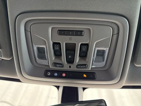 Used 2020 Chevrolet Silverado 1500 LT Trail Boss image 35