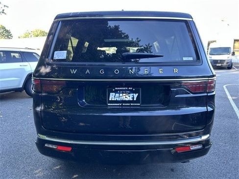 New 2025 Jeep Wagoneer L 4WD w/ Premium Group I image 7