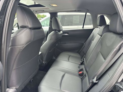 Used 2024 Toyota Corolla Cross XLE w/ Convenience Package AWD/4WD image 11