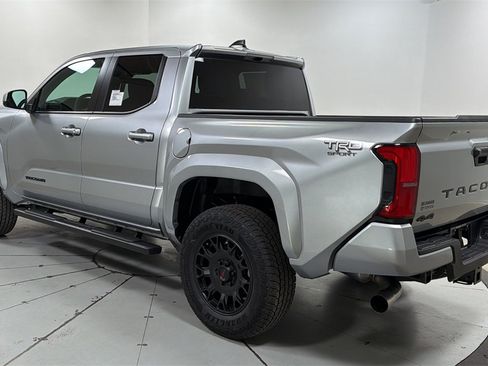 New 2026 Toyota Tacoma TRD Sport image 7